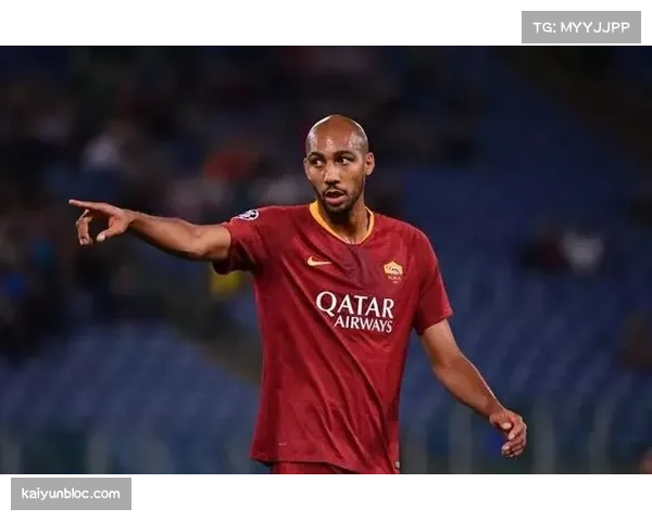 丰塞卡区域保护协防路线清晰,里昂被压制时阵型重建能力突出 丰塞卡区域保护协防路线清晰,里昂被压制时阵型重建能力突出