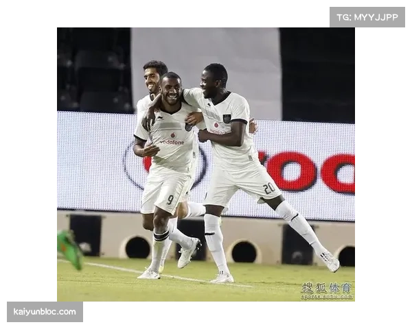 穆里奇四月最佳候选 180分钟3球13次对抗展现效率